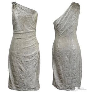 MAGGY LONDON Women's Faded Gold Metallic Frost Asymmetric Cocktail Dress